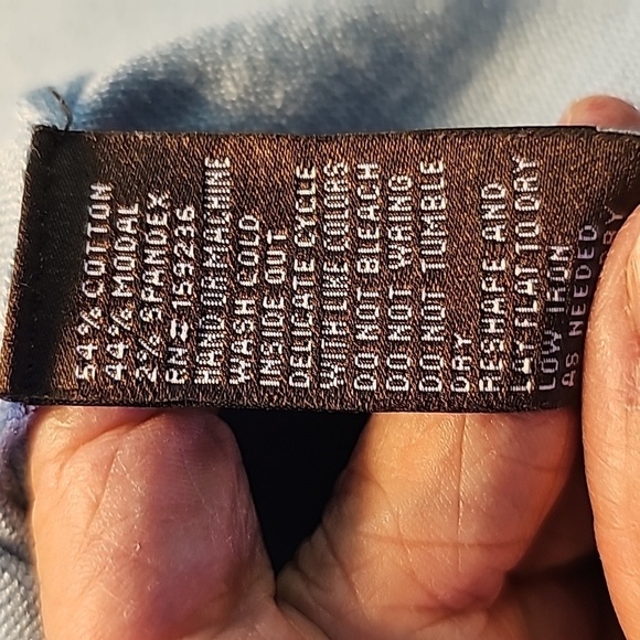 J.MCLAUGHLIN, lightweight sweater.  Blue size is nosmall to‎ medium. - Picture 8 of 9